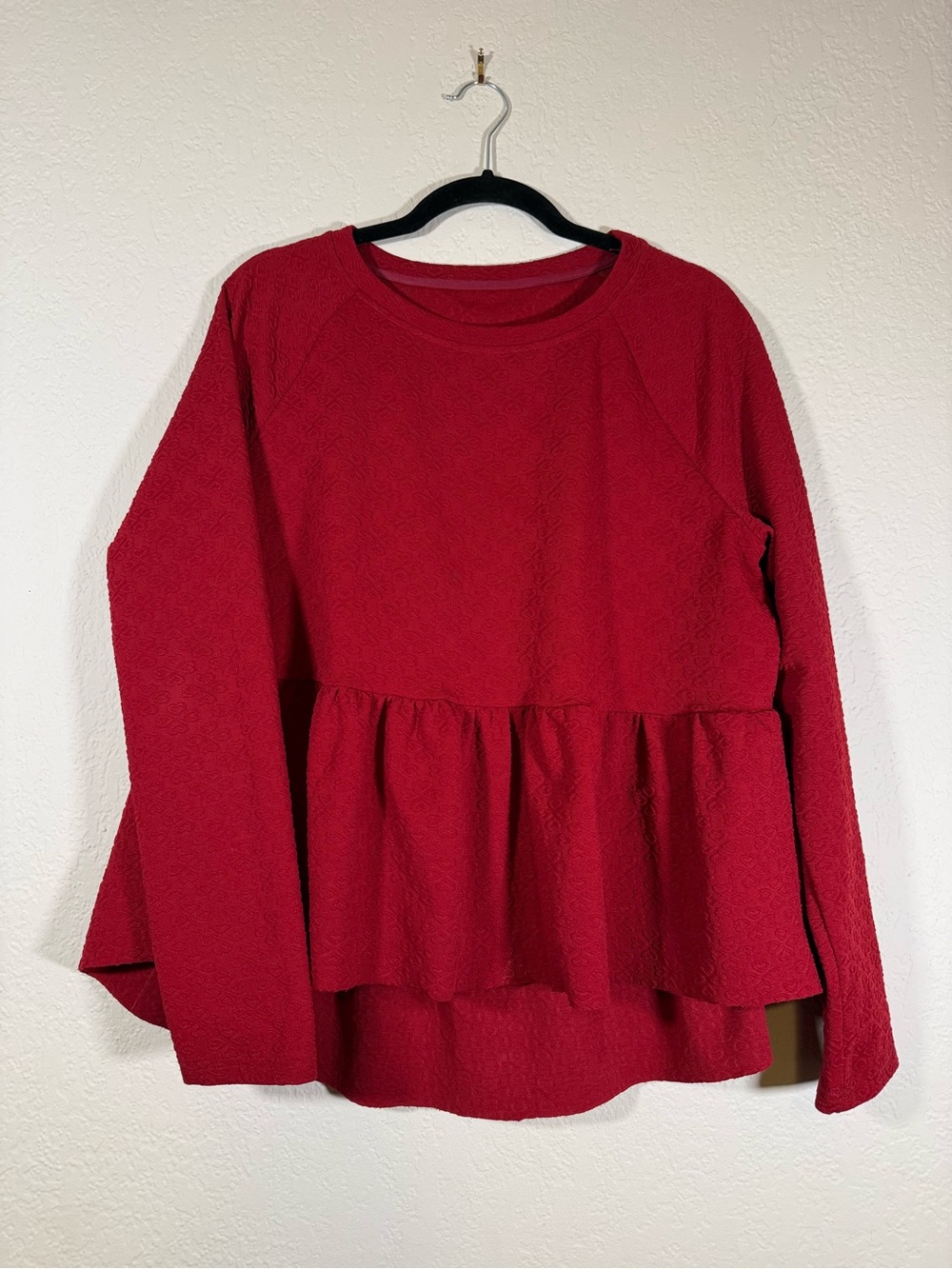 Women's Red Peplum Textured Long-Sleeve Top XXL